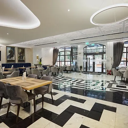 A - Park Hotel