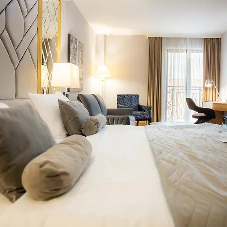 A - Park Szálloda 5*